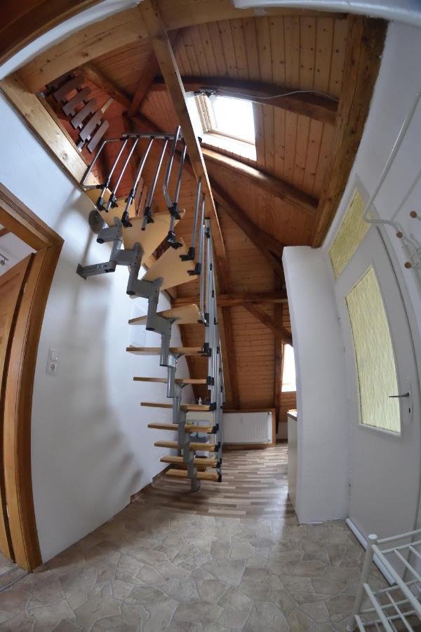Anhalter Berg Apartment Кведлинбург Екстериор снимка